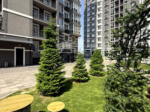 квартира за адресою Леоніда Бірюкова бульв., 5 