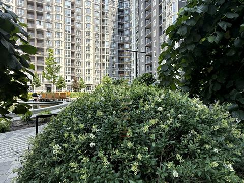 квартира за адресою Леоніда Бірюкова бульв., 5 