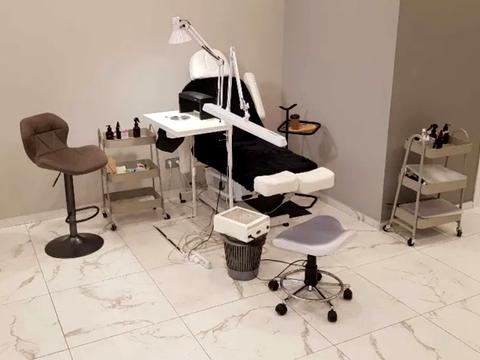 комерційна за адресою Академіка Філатова вул., 2/2