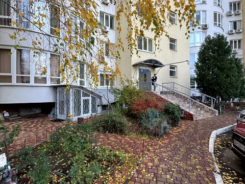 квартира за адресою Кленова вул., 2а