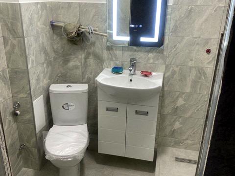 комерційна за адресою Сонячна Набережна вул. (Маршала Малиновського), 12