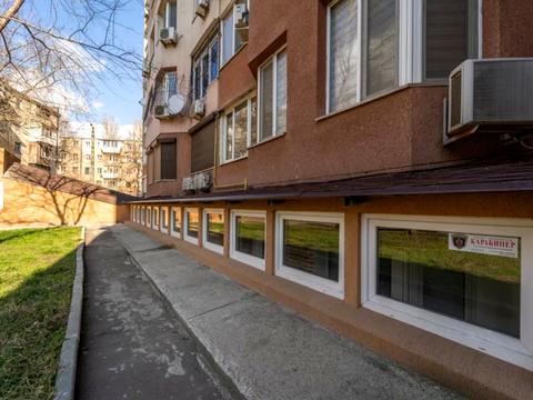 коммерческая по адресу Зоопарковая ул., 1