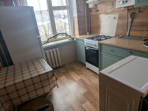 квартира за адресою Братів Дужих вул. (Володимира Комарова), 4