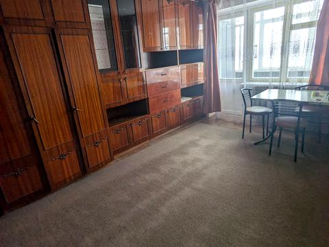 квартира за адресою Братів Дужих вул. (Володимира Комарова), 4