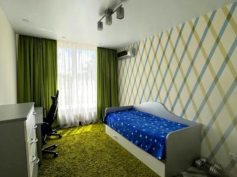 квартира за адресою Юнацька вул., 10