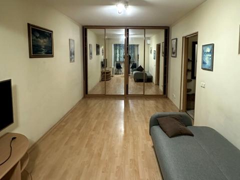 квартира за адресою Гната Юри вул., 4