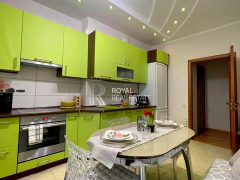 квартира за адресою Миколи Міхновського бульв. (Дружби Народів), 14-16