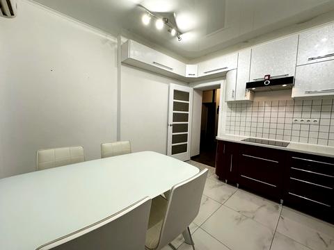 квартира за адресою Лазурна вул., 5 к11