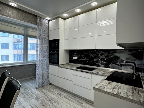 квартира за адресою Академіка Сахарова вул., 3-Б