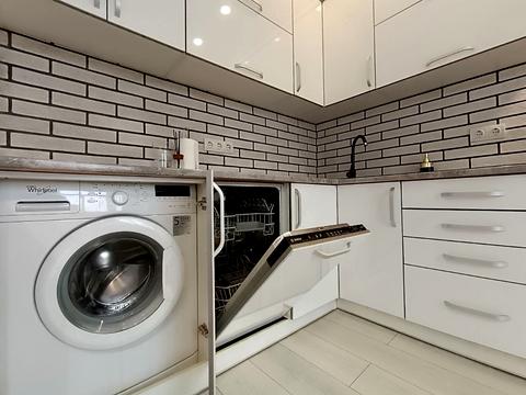 квартира по адресу Долгая ул., 20в