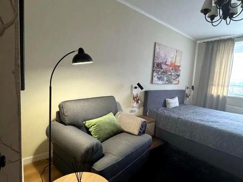 квартира за адресою Олега Мудрака вул. (Генерала Наумова), 66