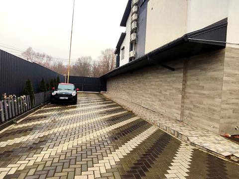 будинок за адресою Богдана Хмельницкого вул., 1з