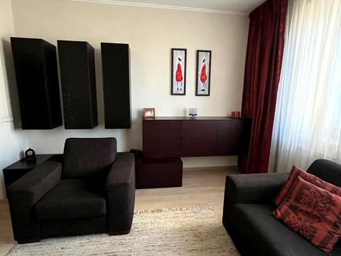 квартира за адресою Миколи Амосова вул., 4