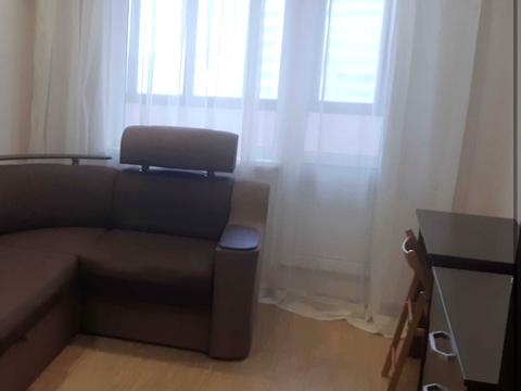 квартира за адресою Академіка Глушкова просп., 23