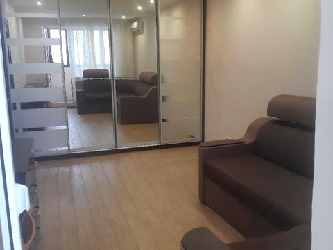 квартира за адресою Академіка Глушкова просп., 23