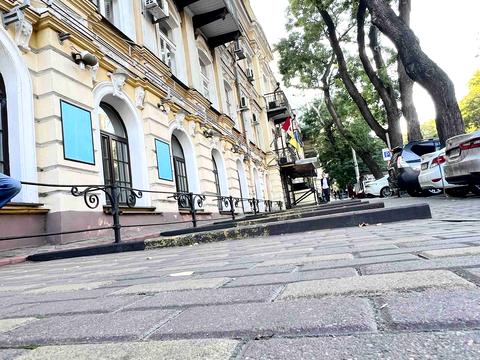 коммерческая по адресу Жуковского ул. (Жуковського), 13