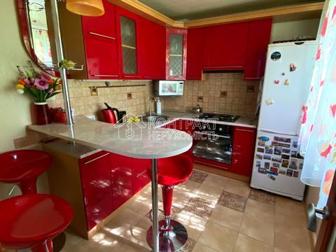 квартира за адресою Дмитра Антоновича бульв., 10