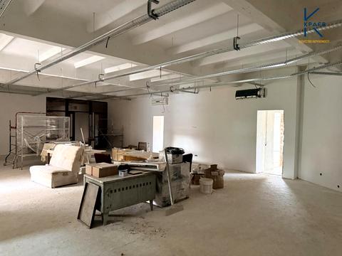 комерційна за адресою Зарічанська вул., 22/1