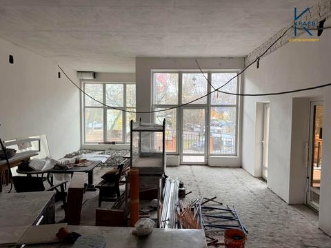 комерційна за адресою Зарічанська вул., 22/1