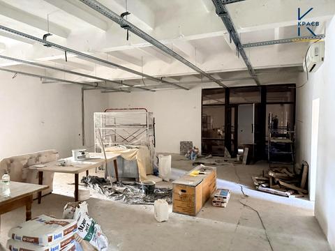 комерційна за адресою Зарічанська вул., 22/1