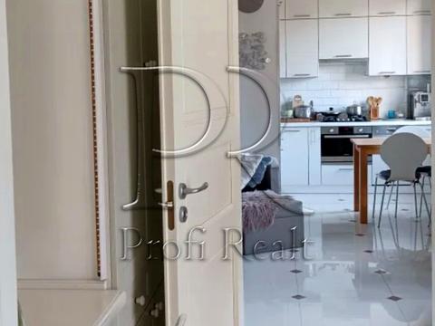 квартира за адресою Велика Васильківська вул. (Червоноармійська), 134