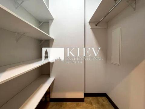 комерційна за адресою Жилянська вул., 68