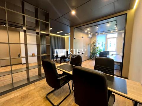 комерційна за адресою Жилянська вул., 68