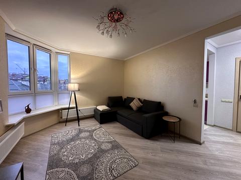 квартира за адресою Райдужна вул., 98