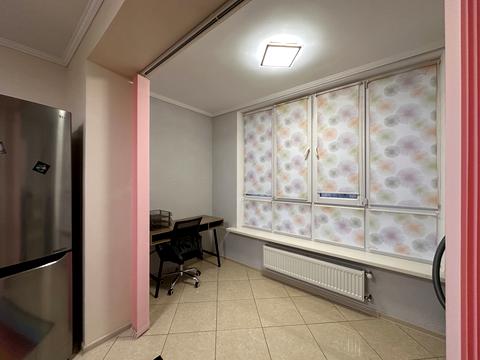 квартира за адресою Райдужна вул., 98