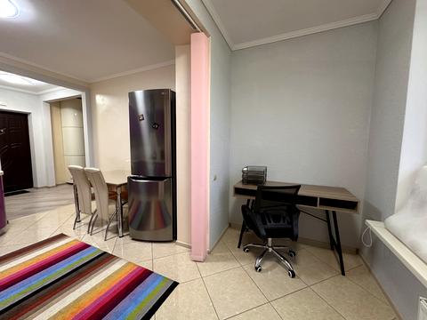 квартира за адресою Райдужна вул., 98