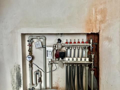 дом по адресу Евгения Коновальца ул.