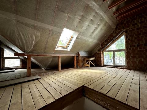 дом по адресу Евгения Коновальца ул.