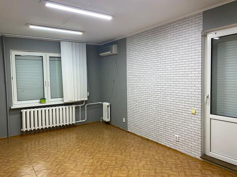 комерційна за адресою Петра Григоренка просп., 28-А