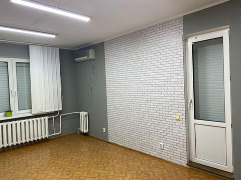 комерційна за адресою Петра Григоренка просп., 28-А