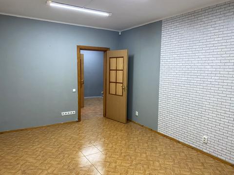 комерційна за адресою Петра Григоренка просп., 28-А