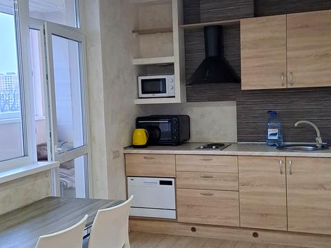 квартира по адресу Александровская ул., 1