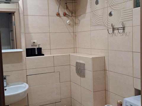 квартира по адресу Александровская ул., 1