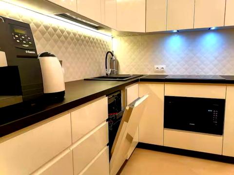 квартира за адресою Соняшникова вул., 20а