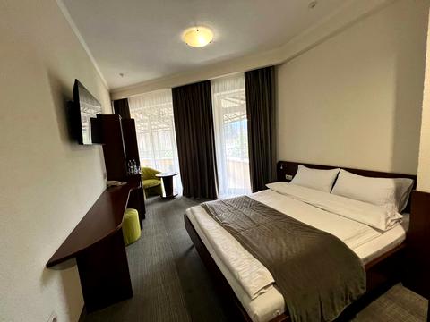 коммерческая по адресу Грушевского ул., 2А