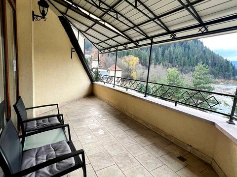 коммерческая по адресу Грушевского ул., 2А