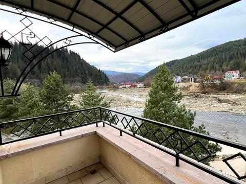 коммерческая по адресу Грушевского ул., 2А