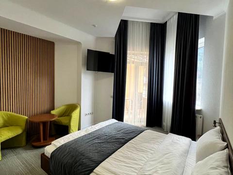 коммерческая по адресу Грушевского ул., 2А