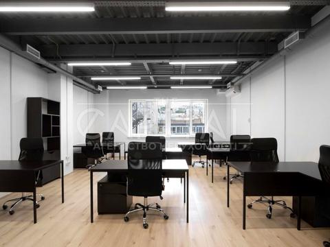 комерційна за адресою Шота Руставелі вул., 11/7