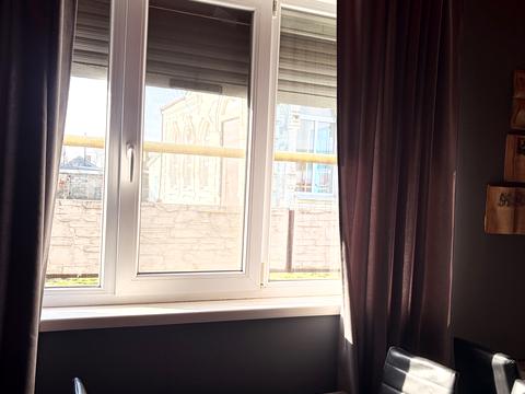 комерційна за адресою Центральна, 44