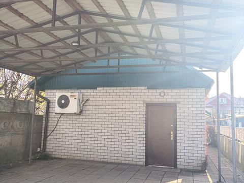 комерційна за адресою Центральна, 44