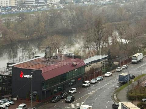 квартира за адресою Срібнокільська вул., 3-В