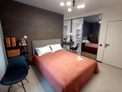 квартира за адресою Співдружності вул., 8