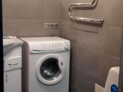 квартира по адресу Гвардейцев-Широнинцев ул., 65