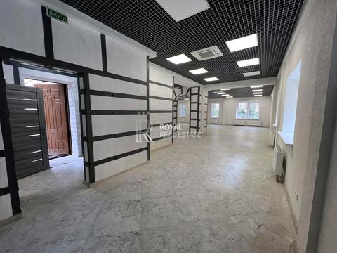 комерційна за адресою Івана Франка вул., 26