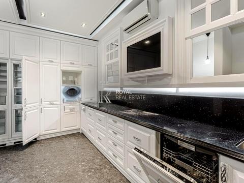 комерційна за адресою Кловський узвіз, 7